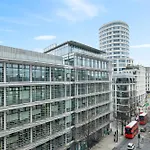 Mayfair Haven Stylish 2 Bed In Central London 65Gcm